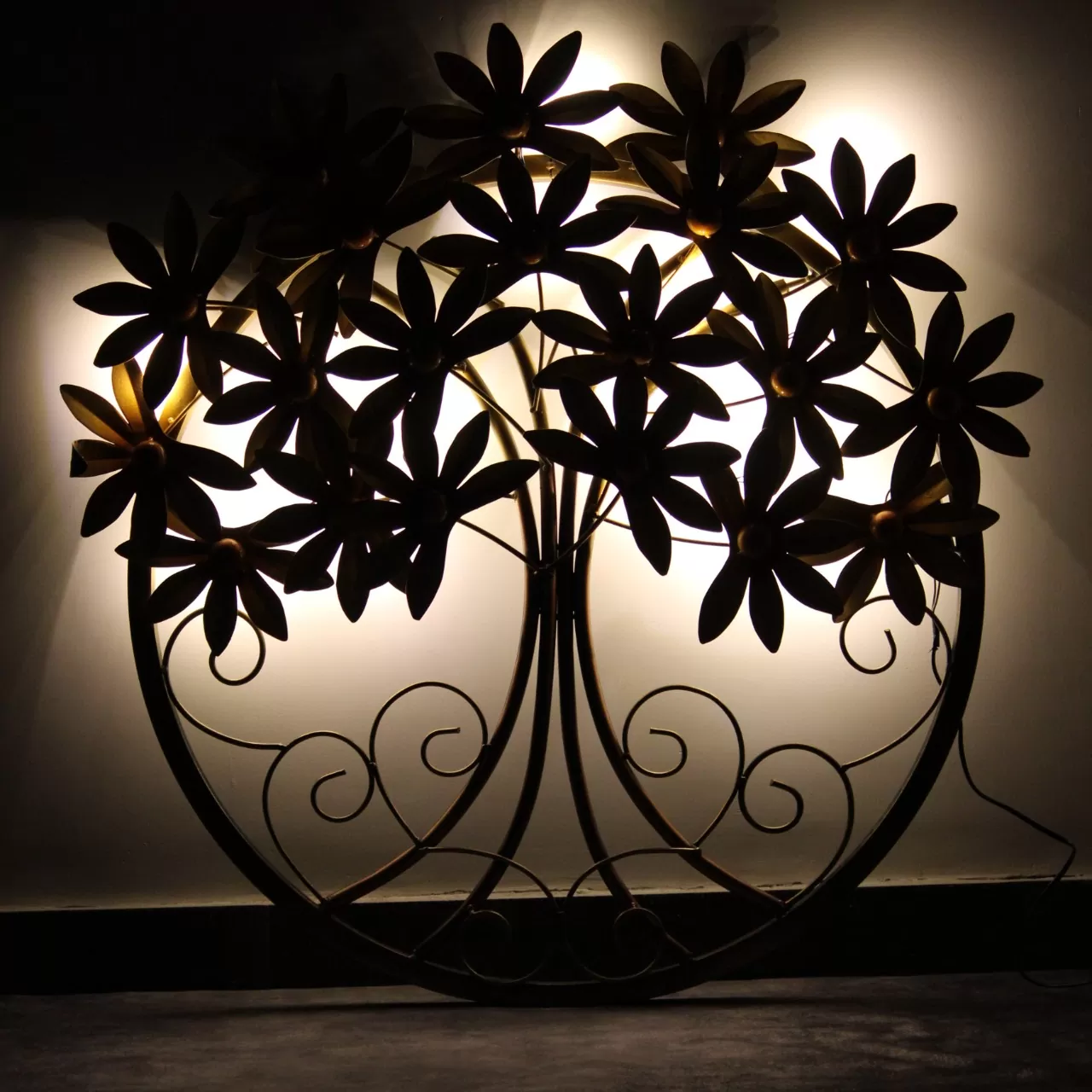 Yellow leaf tree metallic